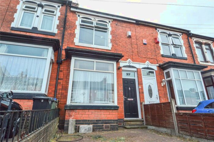 2 Bedroom Terraced House To Rent In Beakes Road, Smethwick, West Midlands, B67