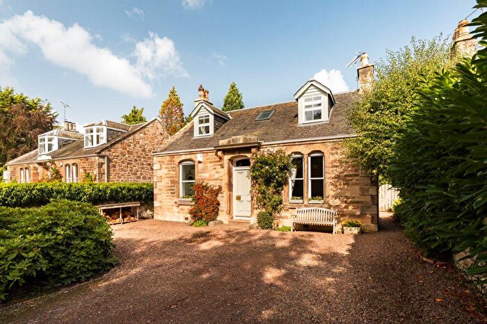 4 Bedroom Cottage For Sale In Rockville Terrace, Bonnyrigg, EH19
