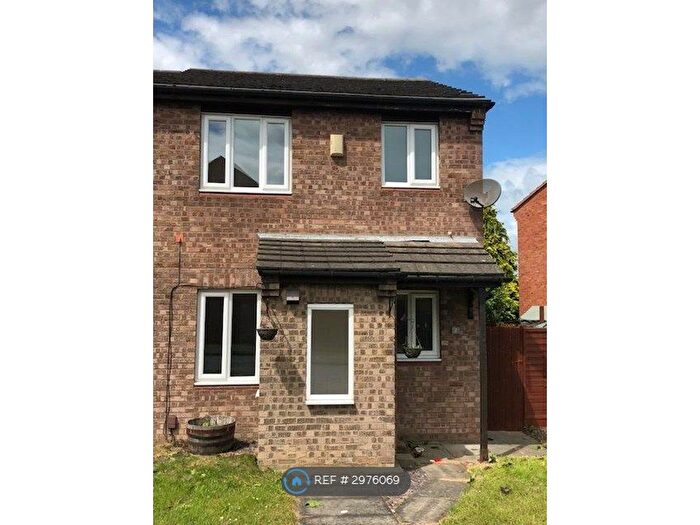 3 Bedroom Semi-detached House To Rent In Coleridge Road, Billingham, TS23