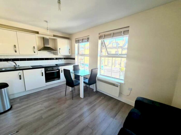 1 Bedroom Flat To Rent In Holloway Road, Archway, N19