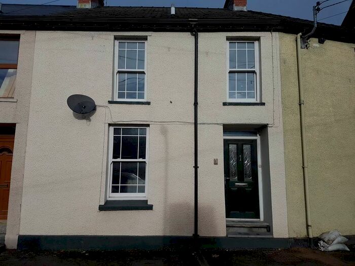 2 Bedroom Terraced House To Rent In 3 Lewis Street, Pontwelly, Llandysul SA44