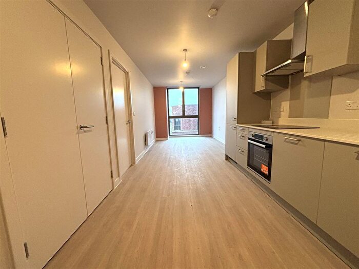 1 Bedroom Flat To Rent In Trafford Gardens, Trafford, Manchester, M16