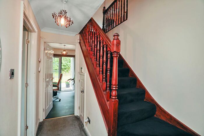 4 Bedroom Detached House For Sale In Polton Vale, Loanhead, Midlothian, EH20