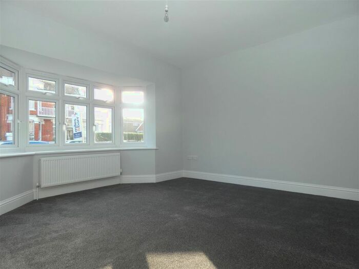 5 Bedroom Property To Rent In West Cliff Road, Broadstairs CT10