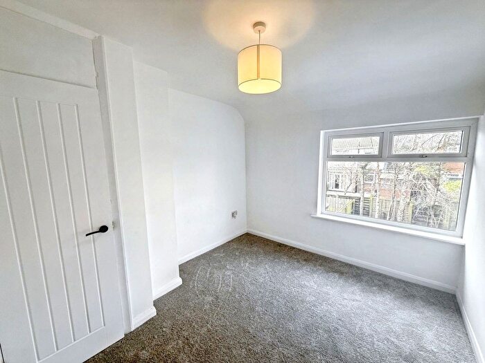 2 Bedroom Semi-Detached House For Sale In Exeter Road, Wallsend, NE28