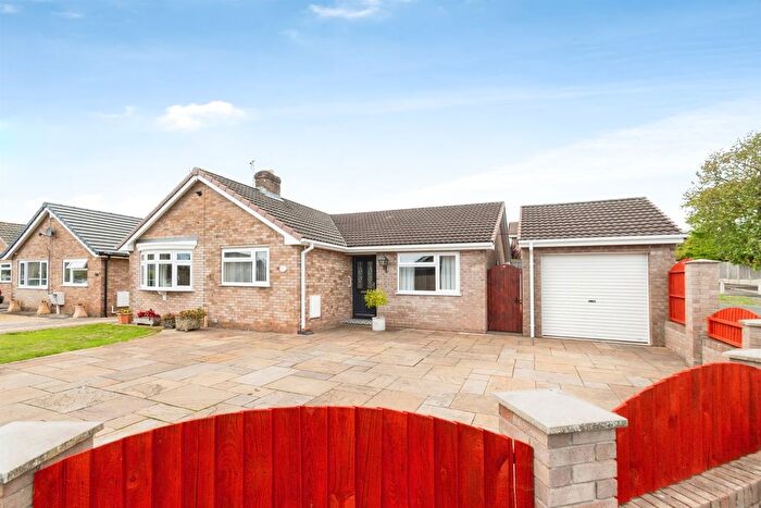3 Bedroom Detached Bungalow For Sale In Ebbw Road, Caldicot, NP26