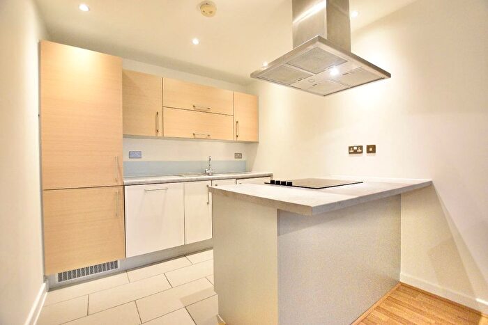 1 Bedroom Flat To Rent In George Hudson Tower, Stratford, E15
