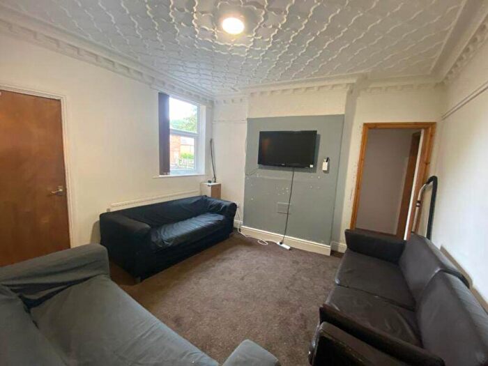 8 Bedroom House To Rent In Sherwin Grove, Nottingham, NG7
