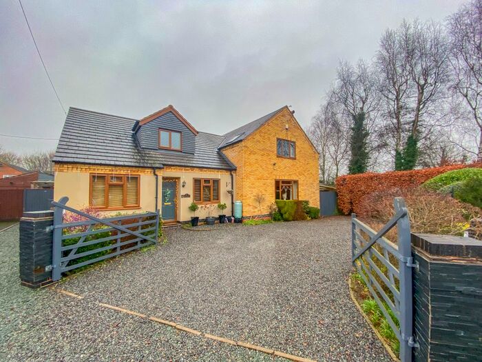 5 Bedroom Detached House For Sale In Elkington Road, Yelvertoft NN6