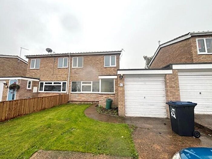 3 Bedroom Semi-Detached House To Rent In Meadow Court, Littleport, Ely, CB6