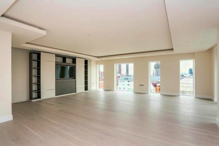 3 Bedroom Flat To Rent In Chelsea Creek Tower, Chelsea Harbour, SW6
