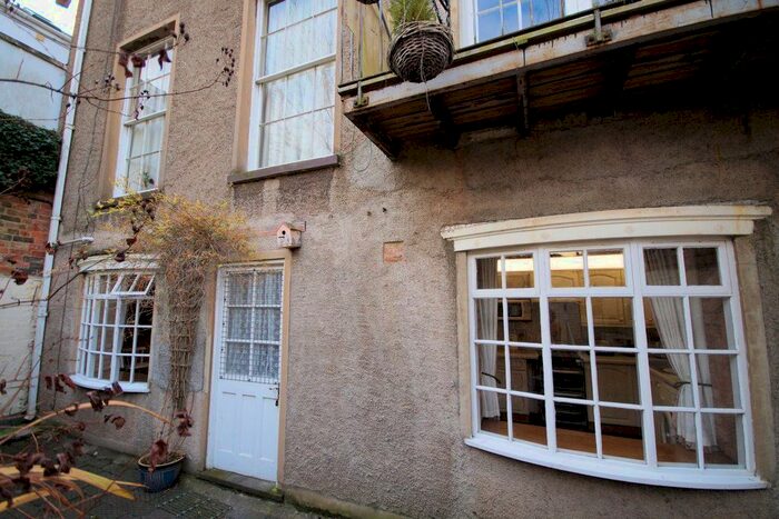 1 Bedroom Flat To Rent In Carlton Street, Cheltenham GL52