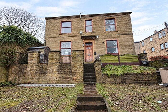 4 Bedroom Semi-Detached House For Sale In Thornton Road, Thornton, Bradford, BD13