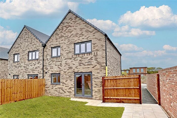 4 Bedroom Semi-detached House For Sale In Stirling Road, Northstowe, Cambridge, Cambridgeshire, CB24