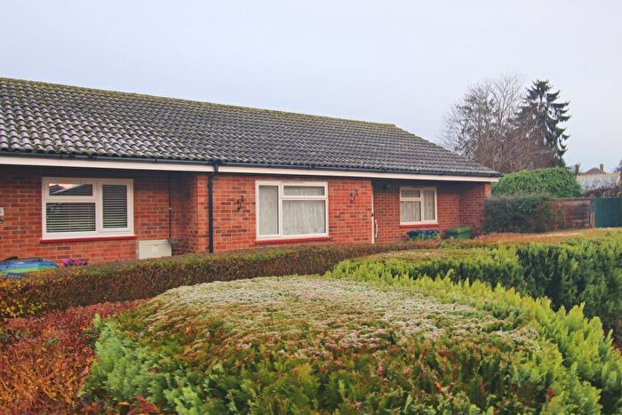 2 Bedroom Terraced Bungalow For Sale In Blythe Way, Gamlingay, Sandy, SG19