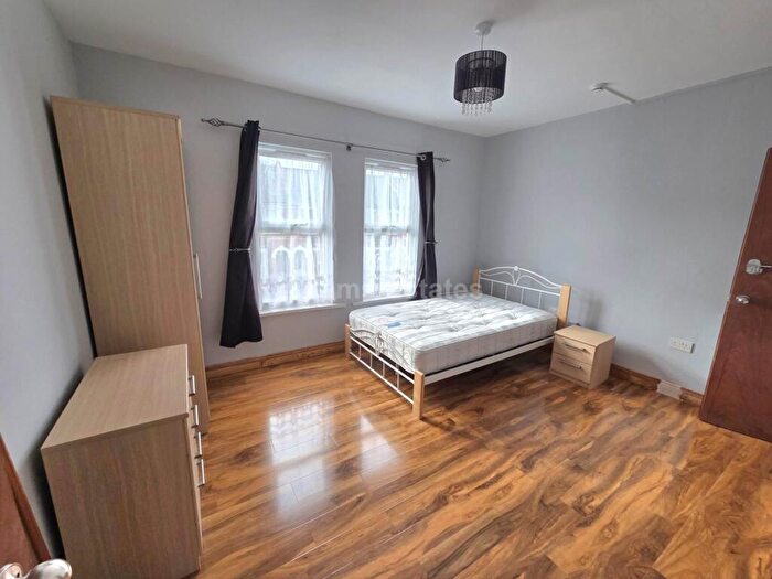 Studio To Rent In Cholmeley Road, Reading, RG1