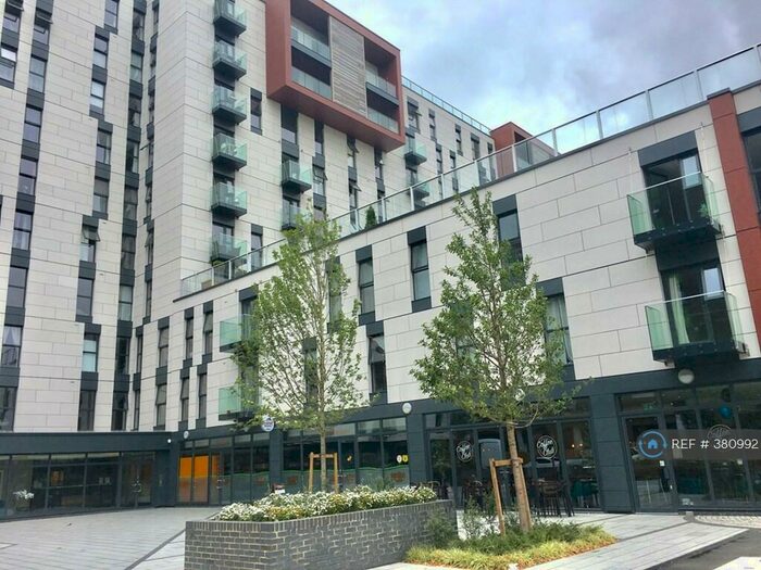 2 Bedroom Flat To Rent In Beaumont Court, Southend-On-Sea, SS2