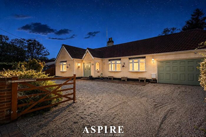 5 Bedroom Detached House For Sale In **Chain Free**With Annex** Rayleigh Downs Road, Rayleigh, SS6