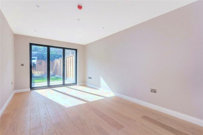 4 Bedroom Terraced House To Rent In Upland Road, East Dulwich, London, SE22