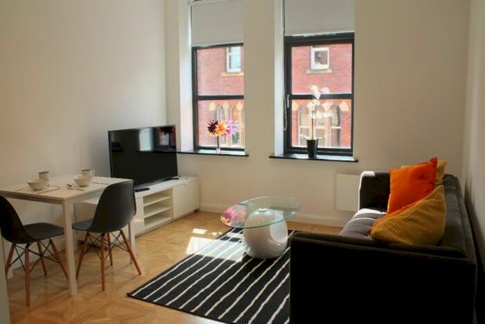 1 Bedroom Apartment To Rent In The Calls, Leeds, West Yorkshire, LS2