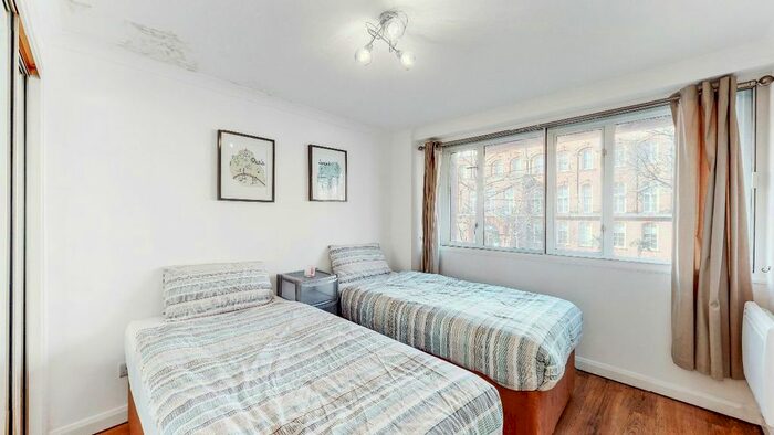 2 Bedroom Flat To Rent In Cromwell Road, London, SW5
