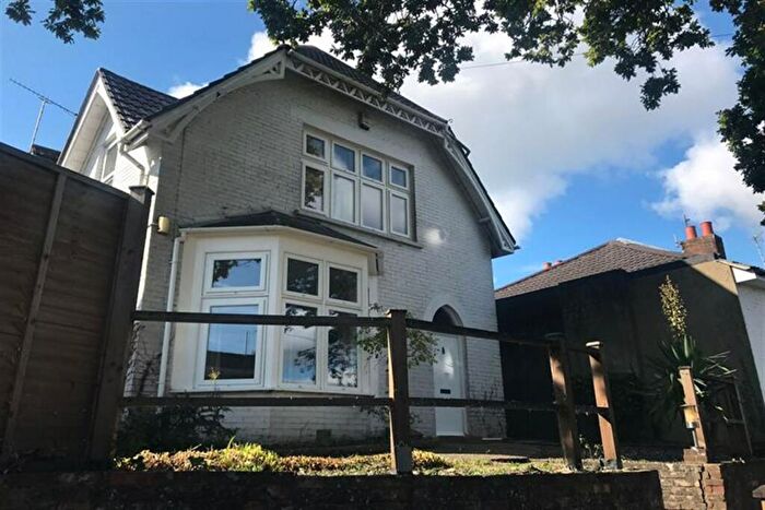 5 Bedroom House To Rent In Bedroom Detached House In Winton, BH2