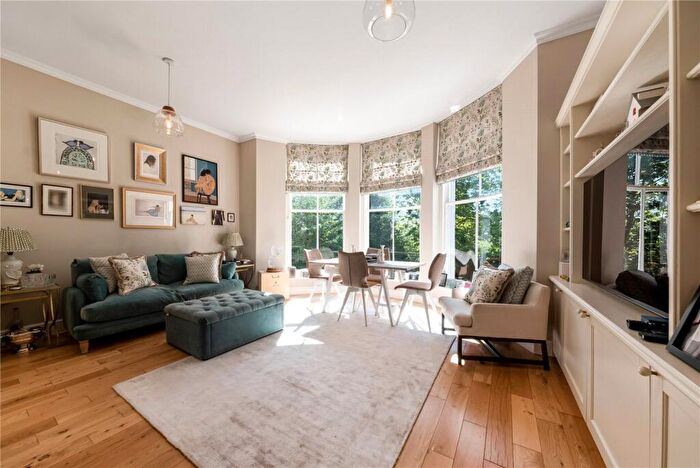1 Bedroom Apartment To Rent In Lewisham Hill, London, SE13