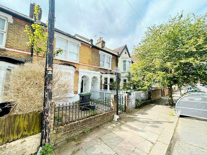 4 Bedroom Terraced House To Rent In Seaford Road, London, N15