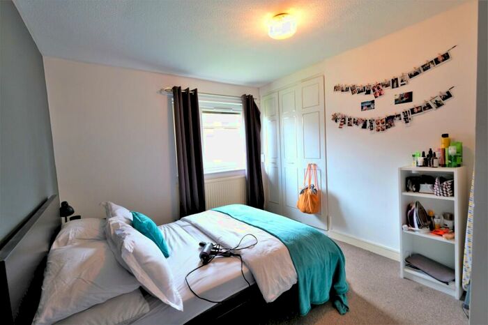 2 Bedroom Flat For Sale In Canterbury Gardens, Knights Court, M5