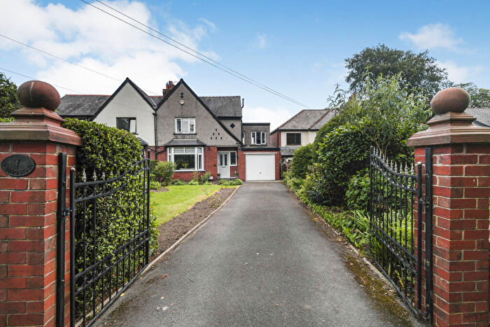 4 Bedroom Semi Detached House For Sale In Ribblesdale Place, Higherford, BB9