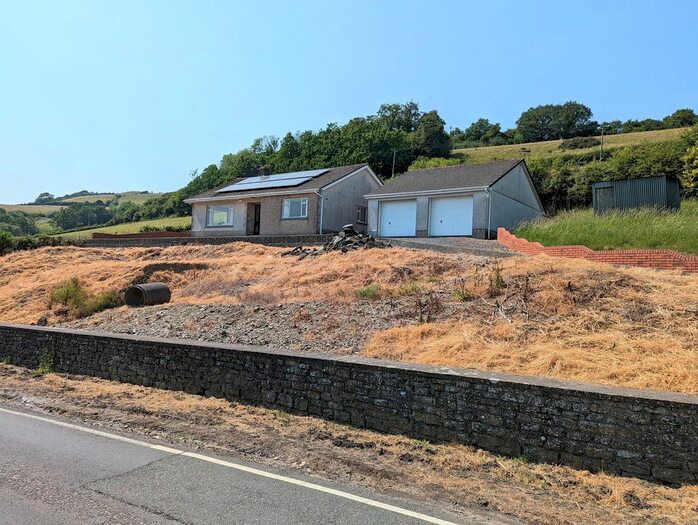 3 Bedroom Bungalow For Sale In Nantgaredig, Carmarthen, Carmarthenshire., SA32