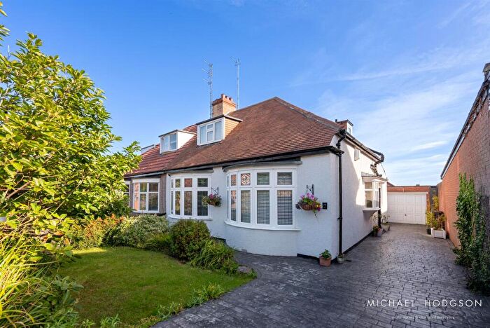 3 Bedroom Semi-Detached Bungalow For Sale In Shipley Avenue, Seaburn, Sunderland, SR6