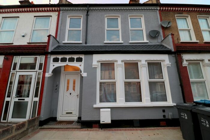 3 Bedroom Terraced House To Rent In Headcorn Road, Thornton Heath, CR7