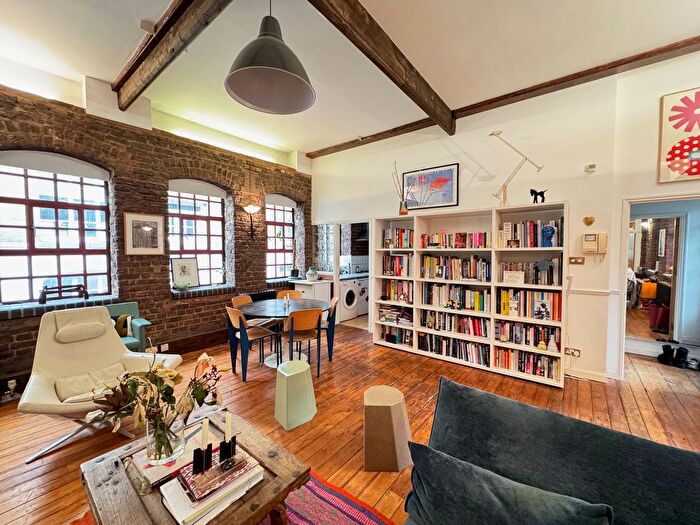 2 Bedroom Flat To Rent In Bermondsey Street, London, SE1