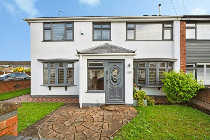 4 Bedroom Semi Detached House For Sale In Pennine Way, Liverpool, Merseyside, L32