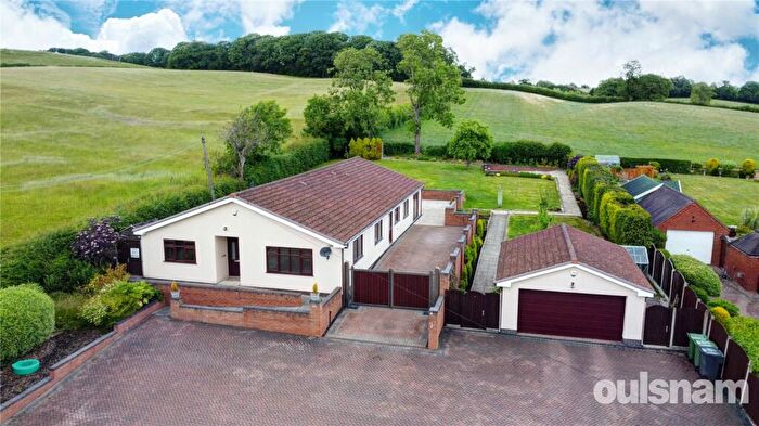 5 Bedroom Bungalow For Sale In Kidderminster Road, Dodford, Bromsgrove, Worcestershire, B61