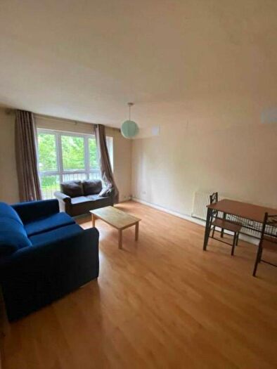 2 Bedroom Flat To Rent In Wellington Road, Fallowfield, M14