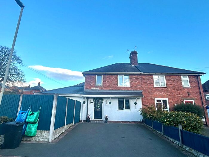 3 Bedroom Semi Detached House For Sale In Beech Close, Sedgley, DY3