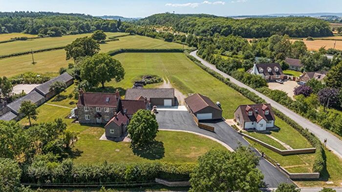 5 Bedroom Detached House For Sale In Lower Wick, Dursley, GL11