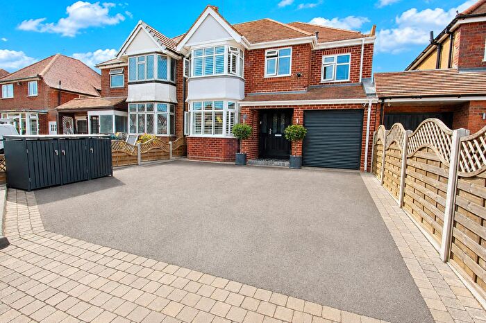 4 Bedroom Semi-Detached House For Sale In Causey Farm Road, Halesowen, B63