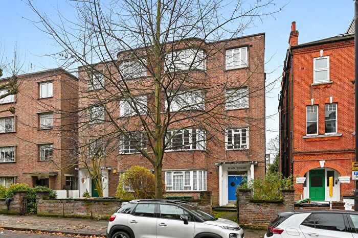 2 Bedroom Apartment To Rent In Fordwych Road, London, NW2