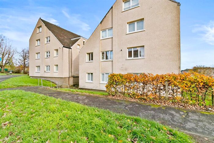 2 Bedroom Flat For Sale In Cornock Street, Clydebank, G81