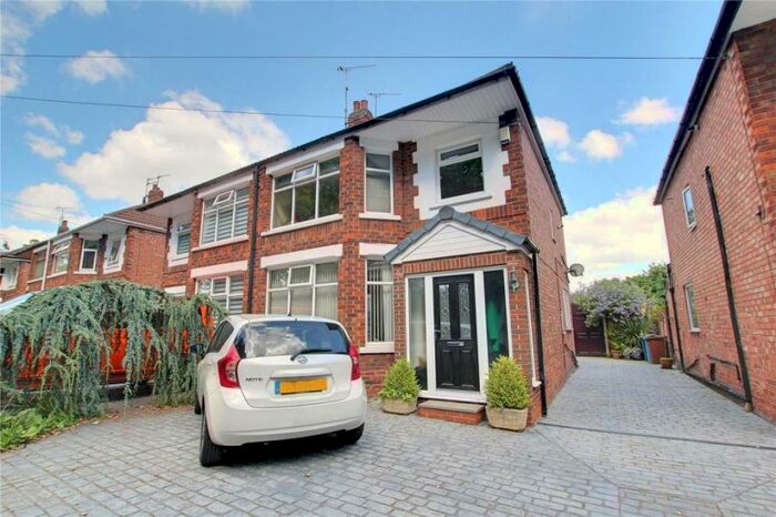 3 Bedroom Semi-Detached House To Rent In Ings Road, Sutton-on-Hull, HU7