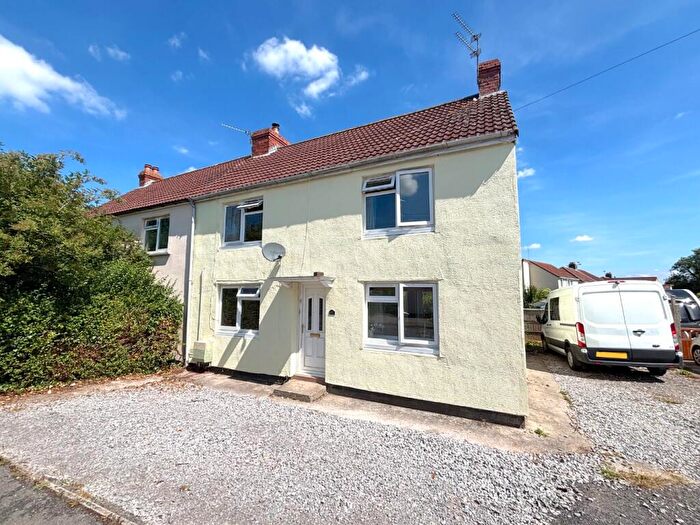 3 Bedroom Semi-Detached House For Sale In Fir Tree Avenue, Paulton, Bristol, BS39