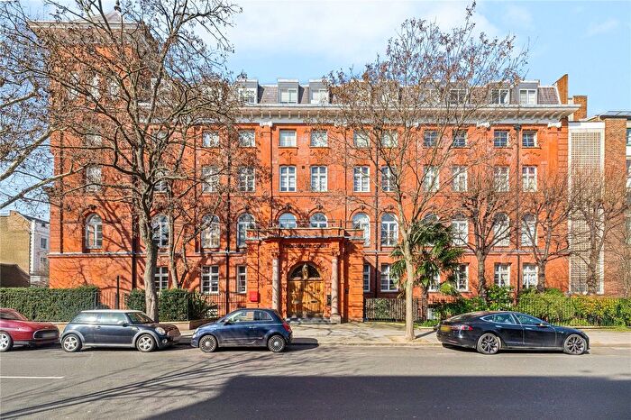 2 Bedroom Flat To Rent In Thornbury Court, - Chepstow Villas, London, W11