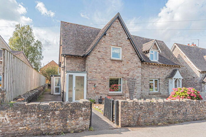 3 Bedroom Semi-Detached House For Sale In Cromhall, Wotton-under-Edge, GL12