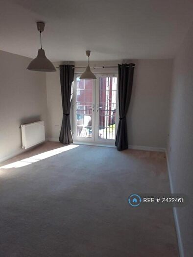 2 Bedroom Flat To Rent In Lambwath Hall Court, Bransholme, Hull, HU7