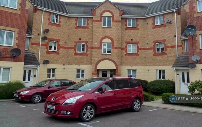 2 Bedroom Flat To Rent In Lennox Close, Chafford Hundred, Grays, RM16