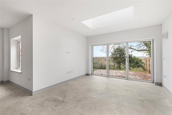 4 Bedroom Detached House For Sale In London Road, Binfield, Bracknell, Berkshire, RG42