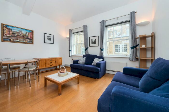 1 Bedroom Flat To Rent In Montagu Mews North, Marylebone, W1H